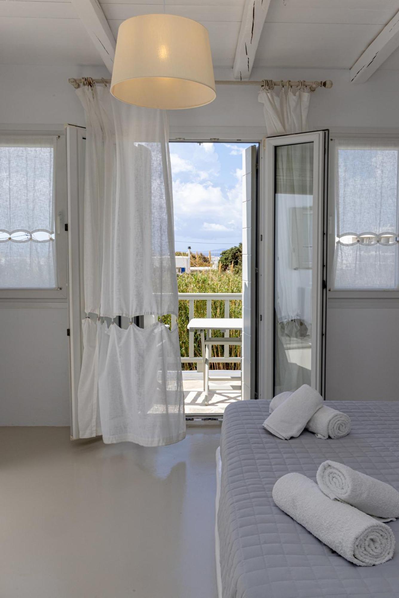 Soulmate'S Suites Tinos Kionia Exteriör bild