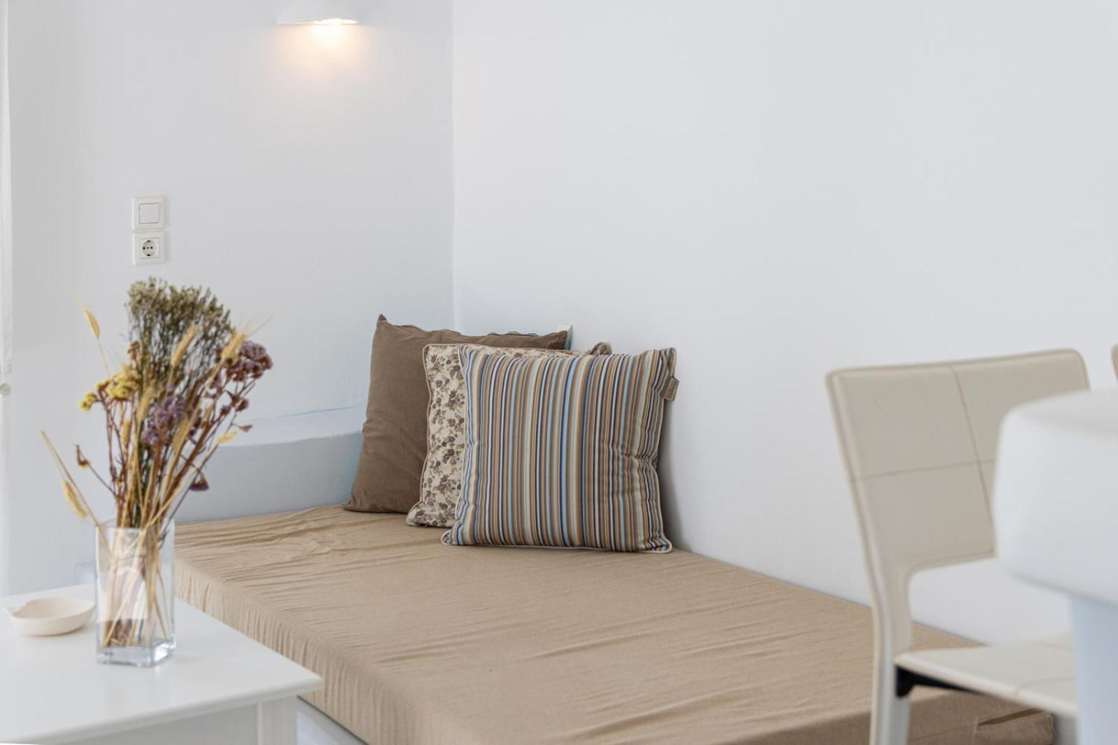Soulmate'S Suites Tinos Kionia Exteriör bild